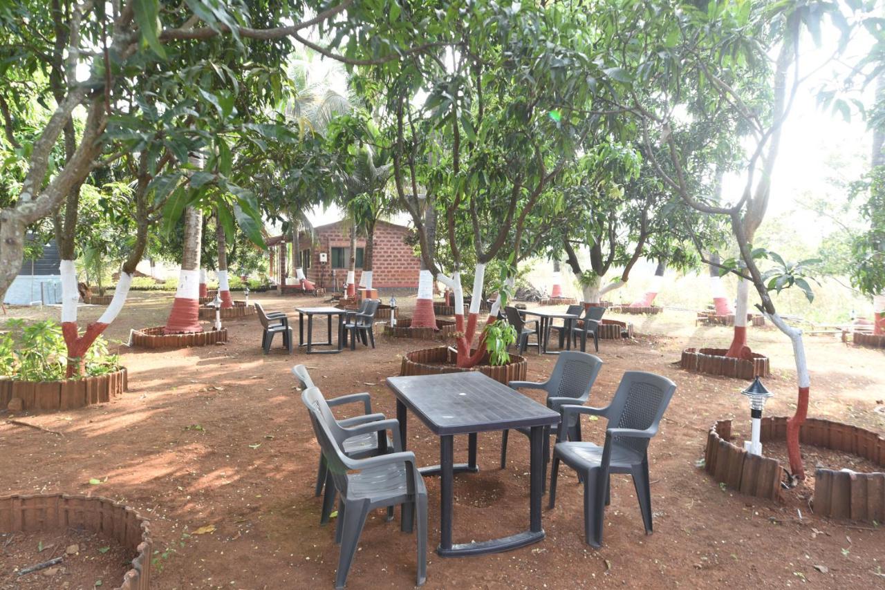 Prajakta Rest House Alībāg Exterior foto