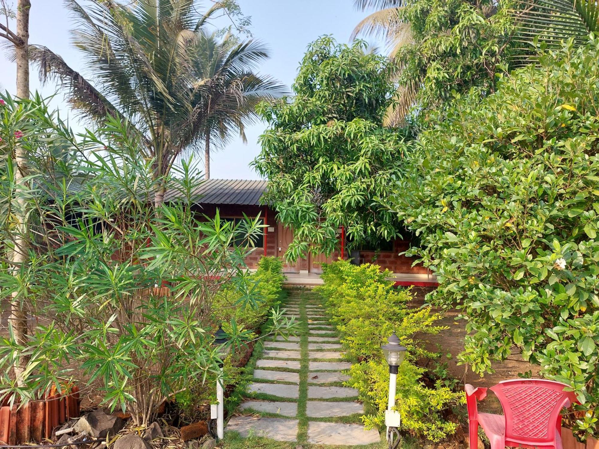 Prajakta Rest House Alībāg Habitación foto
