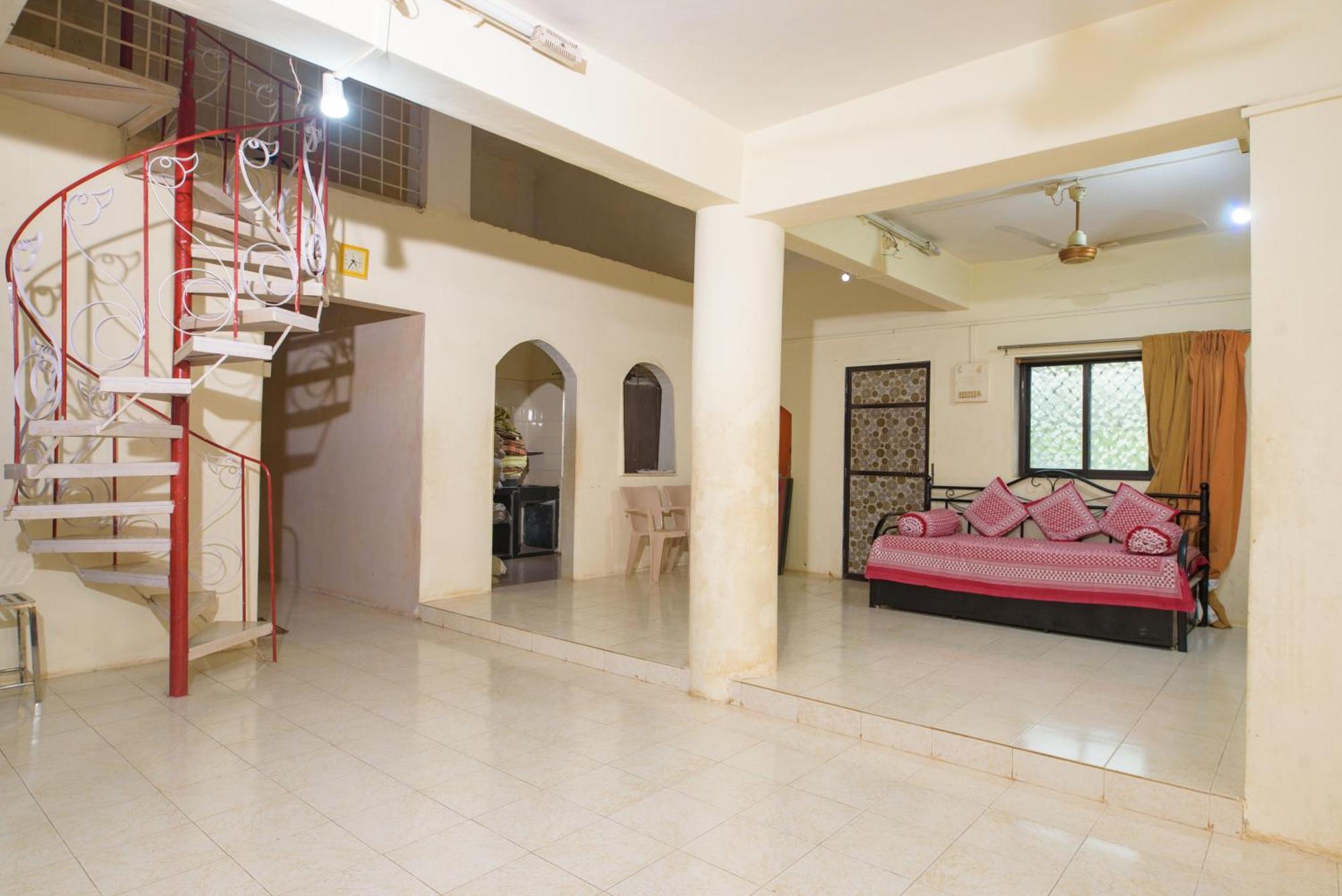 Prajakta Rest House Alībāg Habitación foto