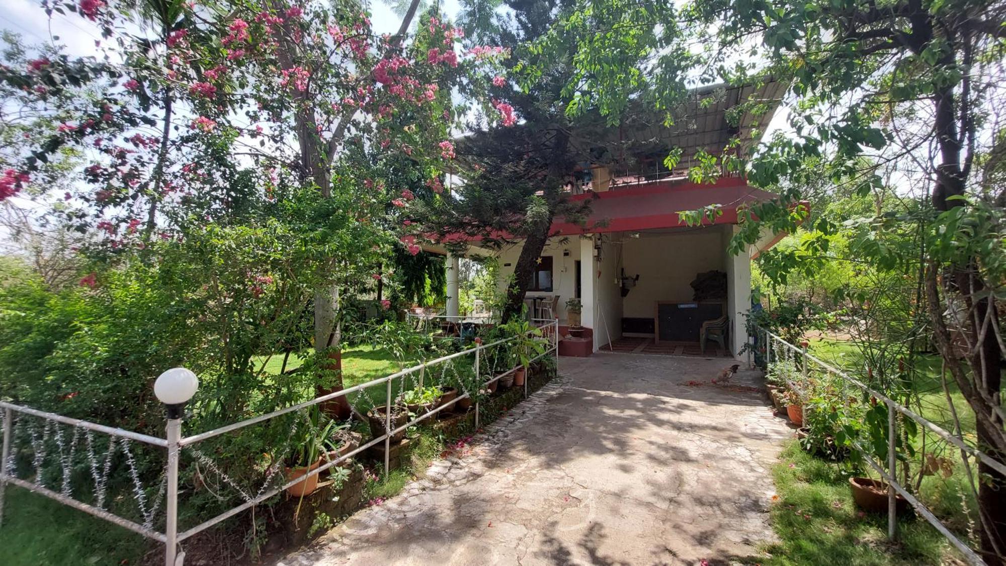 Prajakta Rest House Alībāg Habitación foto